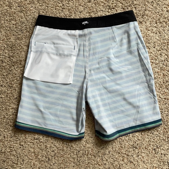 Vans men’s shorts striped 4 way stretch - Picture 6 of 11